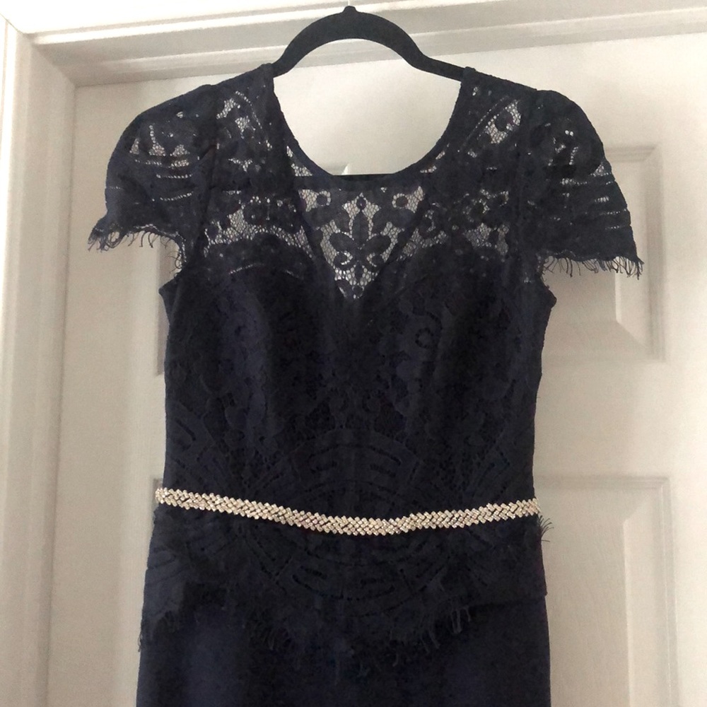 NWT Navy Blue lace jewel backless form fitting wedding/prom dress